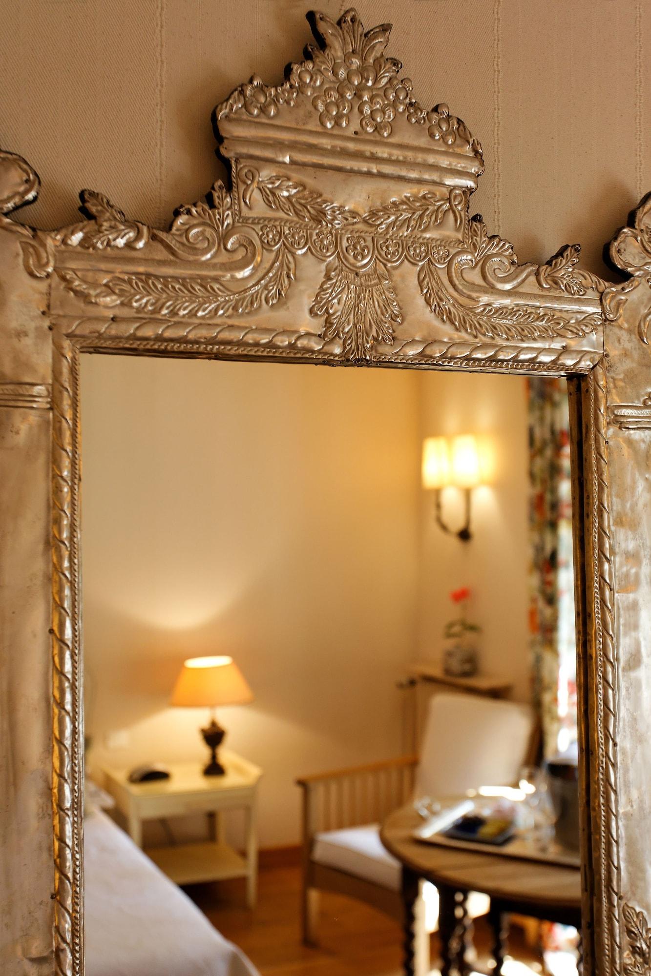 Cazaudehore, Hotel De Charme Au Vert Saint-Germain-en-Laye Szoba fotó